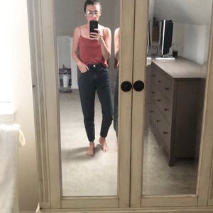 Gaze Cropped Cami